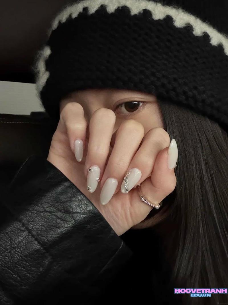 Tuyển tập bộ ảnh nail trắng trend nhất