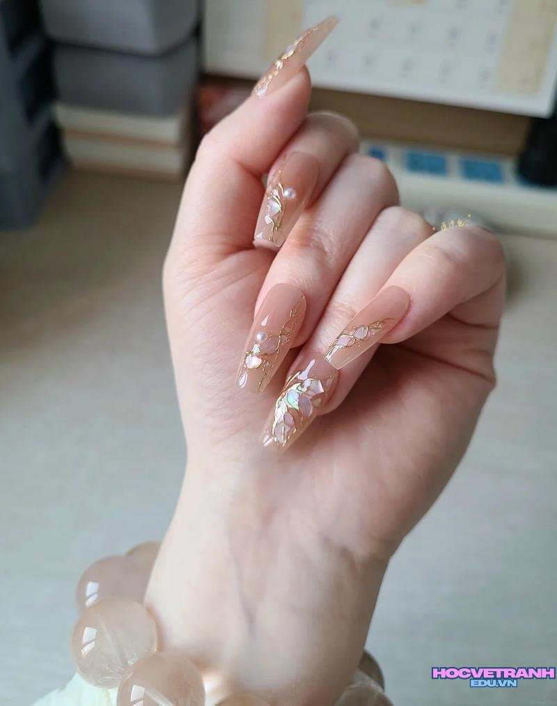 Xem ảnh nail ẩn xà cừ mới nhất