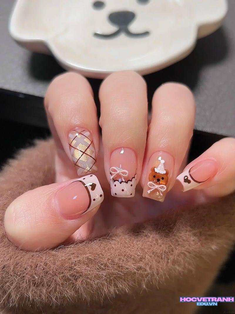 Xem ảnh nail gấu mới nhất