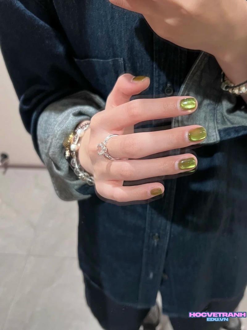 Xem ảnh nail màu xanh lá đẹp nhất
