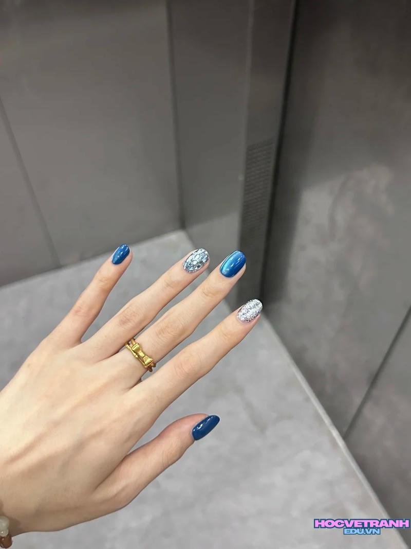 Xem ảnh nail xanh dương đẹp