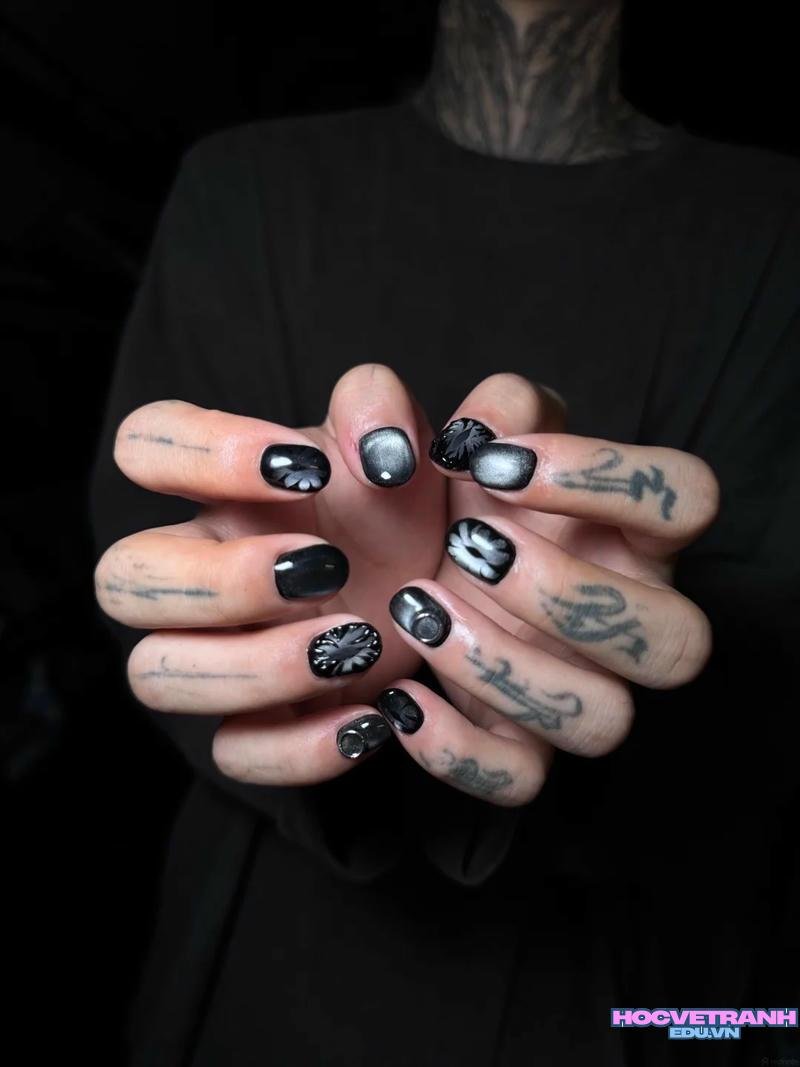 Xem bộ ảnh nail màu đen miễn phí