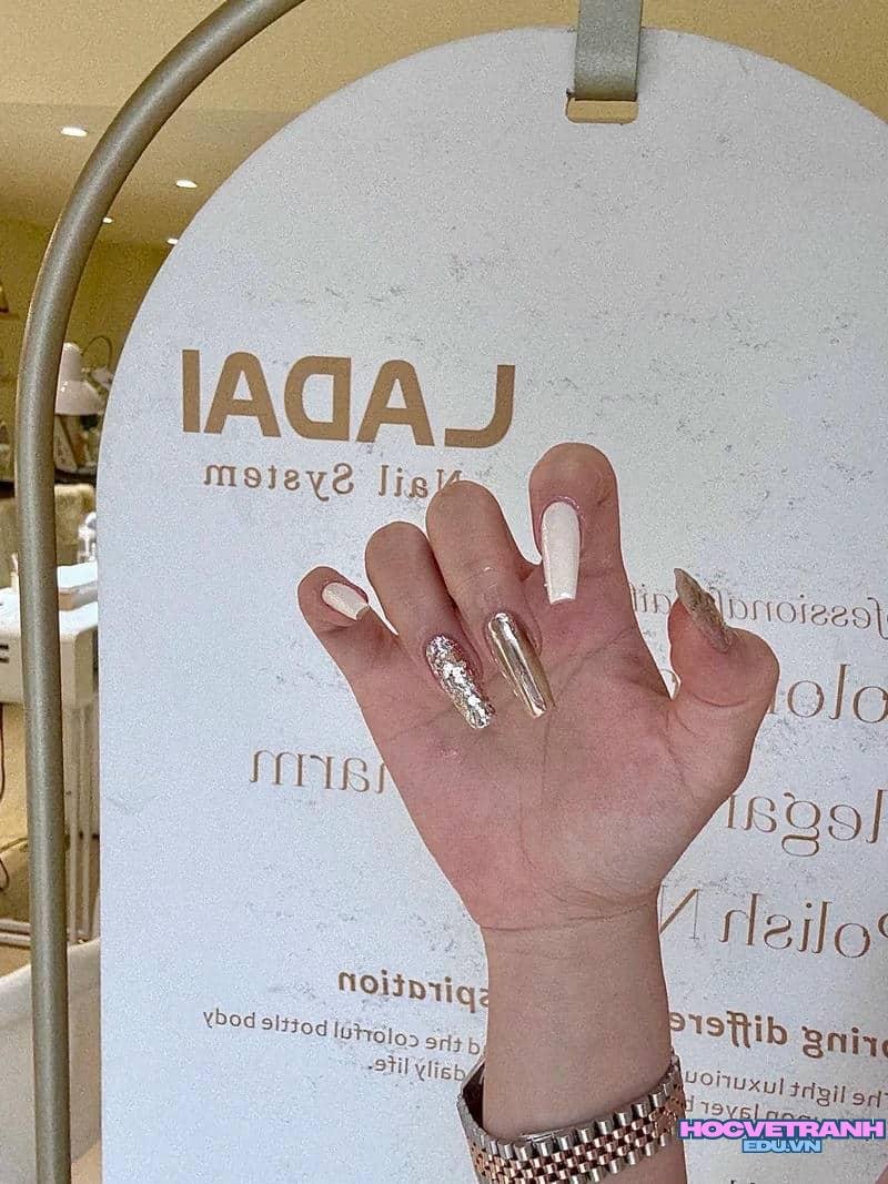 Album ảnh nail hợp mệnh kim miễn phí