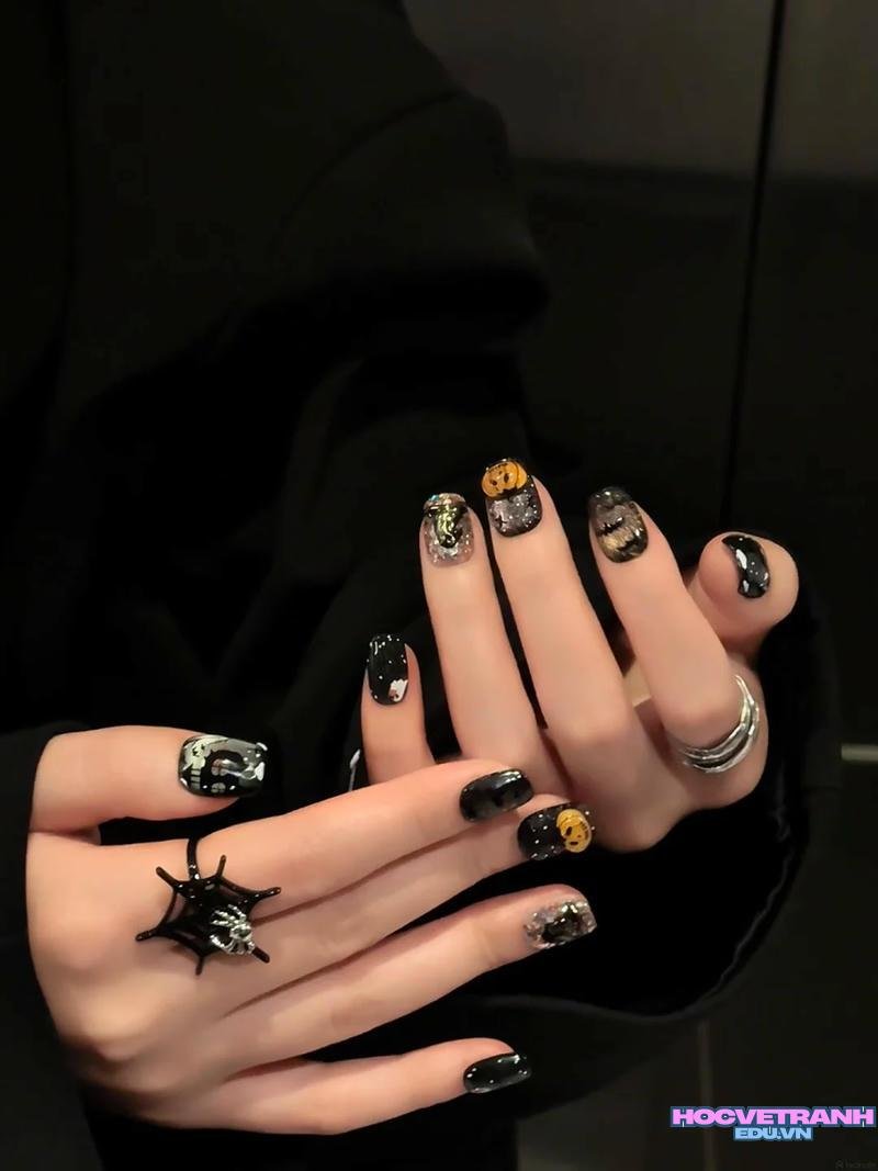 Ảnh ảnh nail halloween cuốn hút