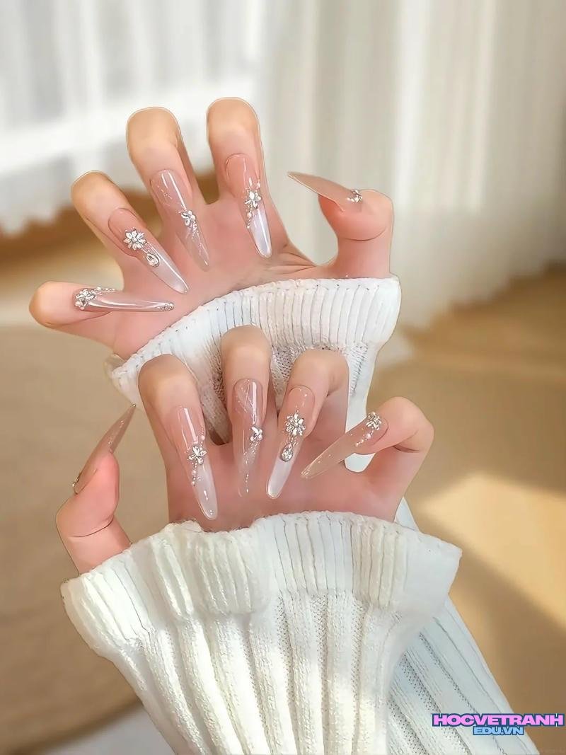 Bộ ảnh mẫu móng tay đẹp nhẹ nhàng độc đáo