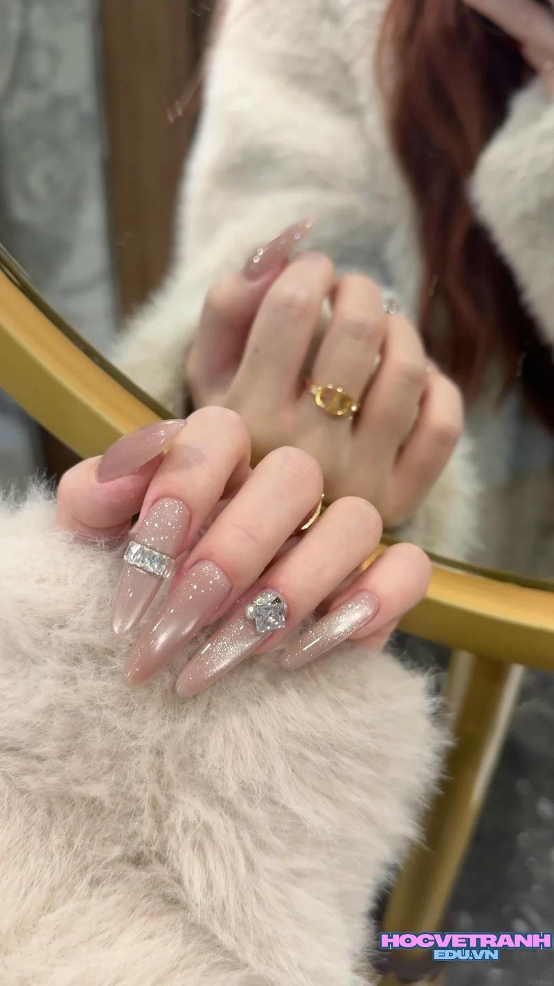 Bộ ảnh nail đơn giản nhẹ nhàng độc đáo