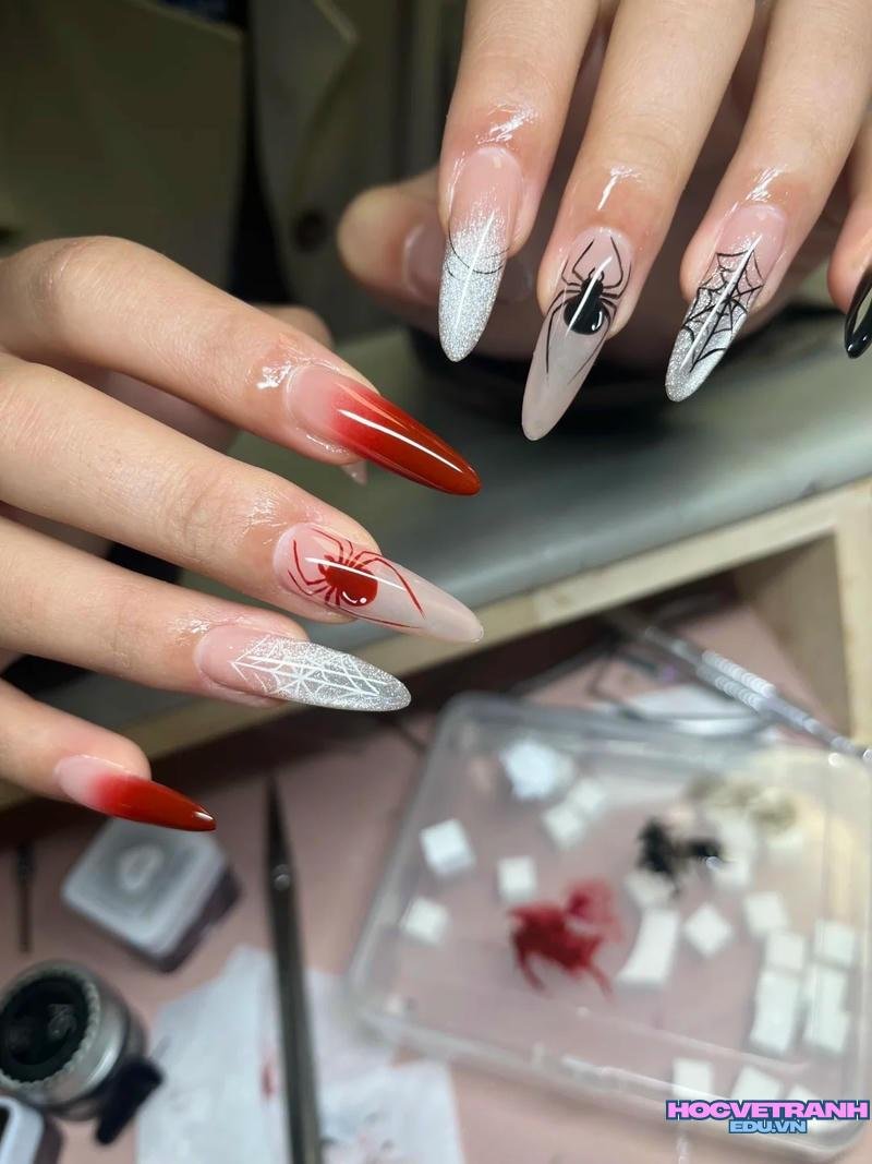 Bộ ảnh nail halloween độc đáo