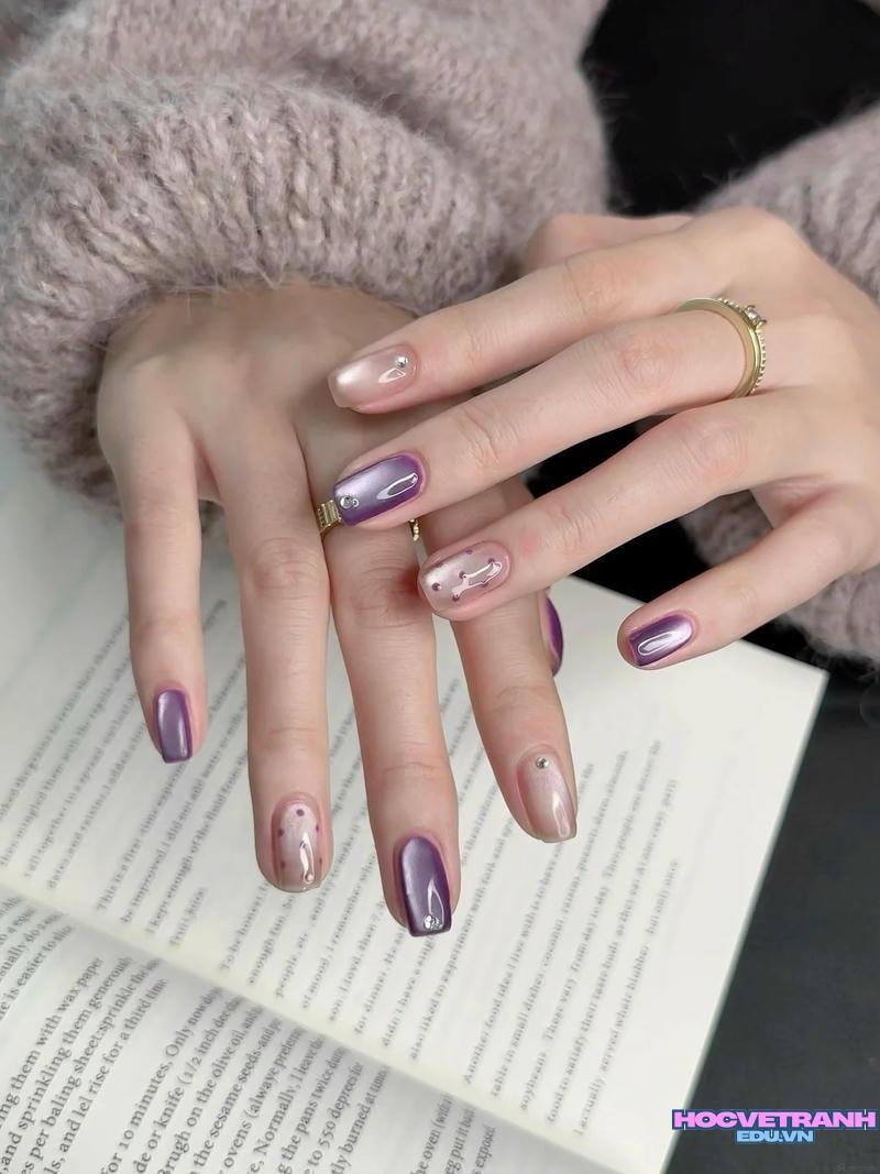 Bộ ảnh nail màu tím độc đáo