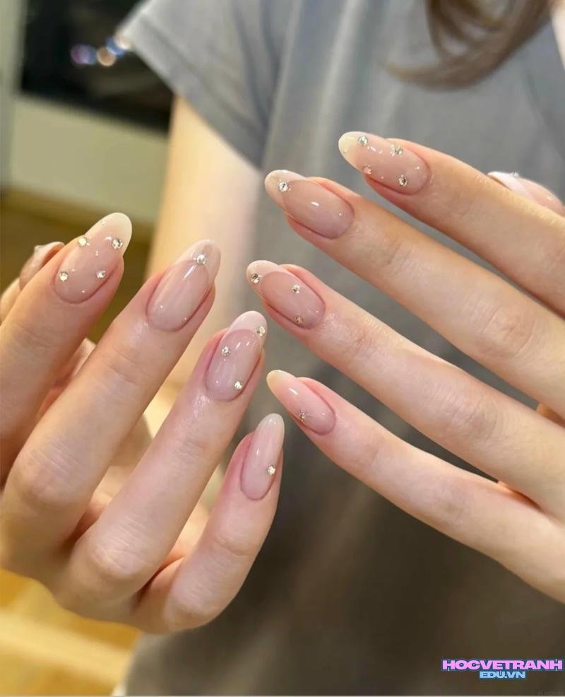 Bộ ảnh nail móng nhọn tròn độc đáo