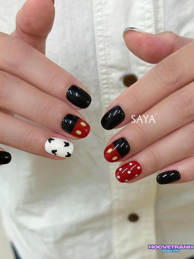 Khám phá ảnh nail chuột mickey độc đáo