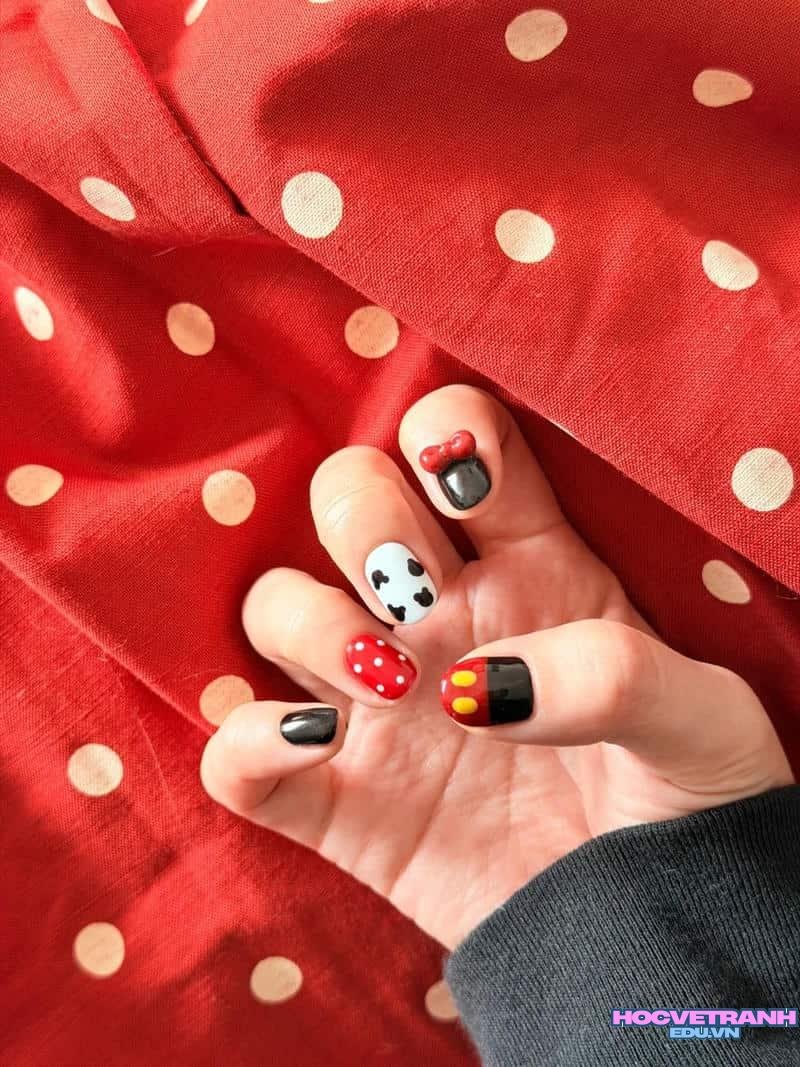 Khám phá ảnh nail chuột mickey thu hút