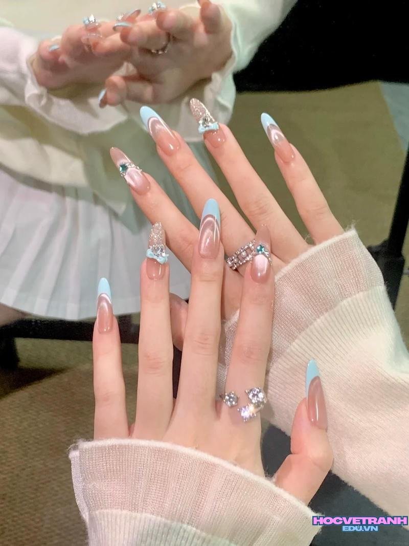 Khám phá ảnh nail đi biển cuốn hút