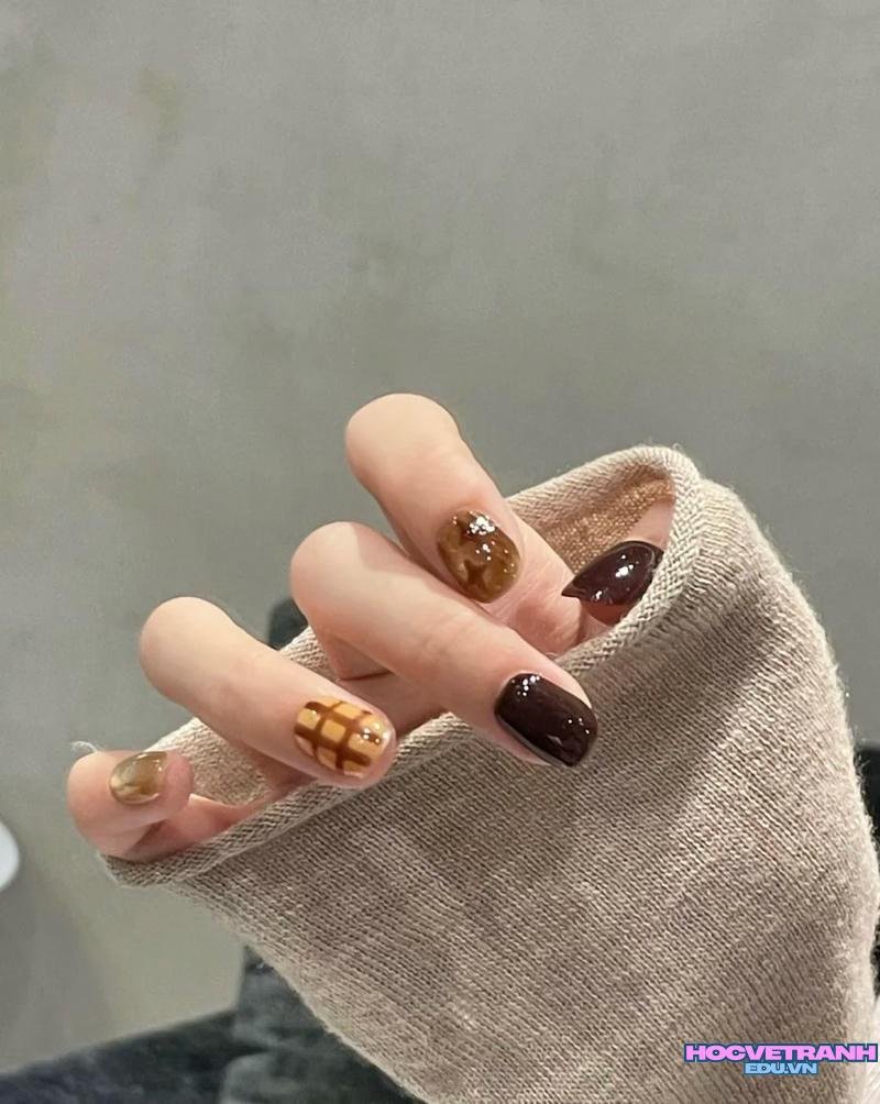 Khám phá ảnh nail hợp mệnh thổ cuốn hút