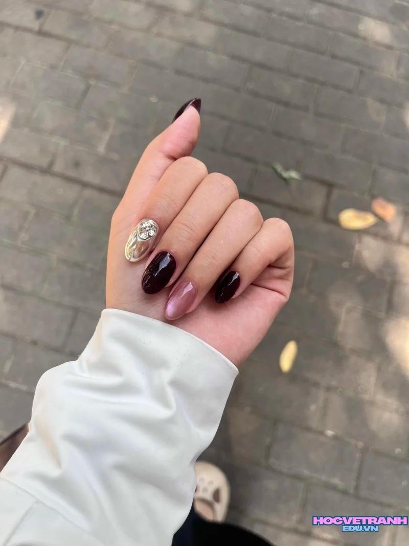 Khám phá ảnh nail màu tím đẹp nhất