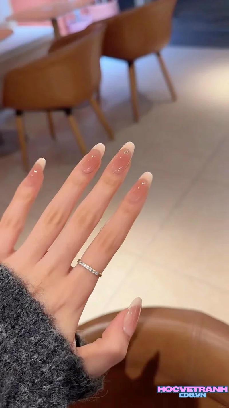 Khám phá ảnh nail móng nhọn tròn sắc nét