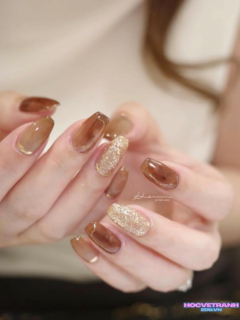 Khám phá ảnh nail mùa thu thu hút