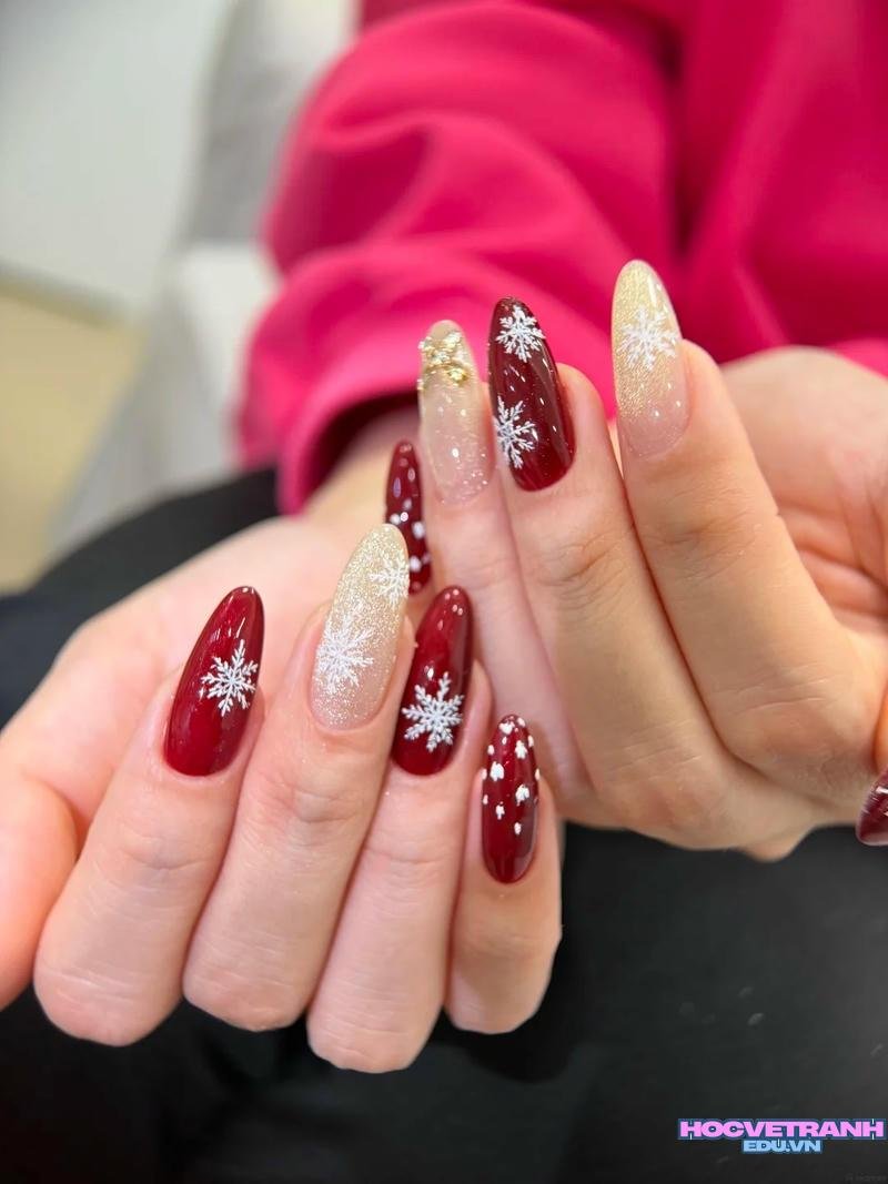 Khám phá ảnh nail noel cuốn hút