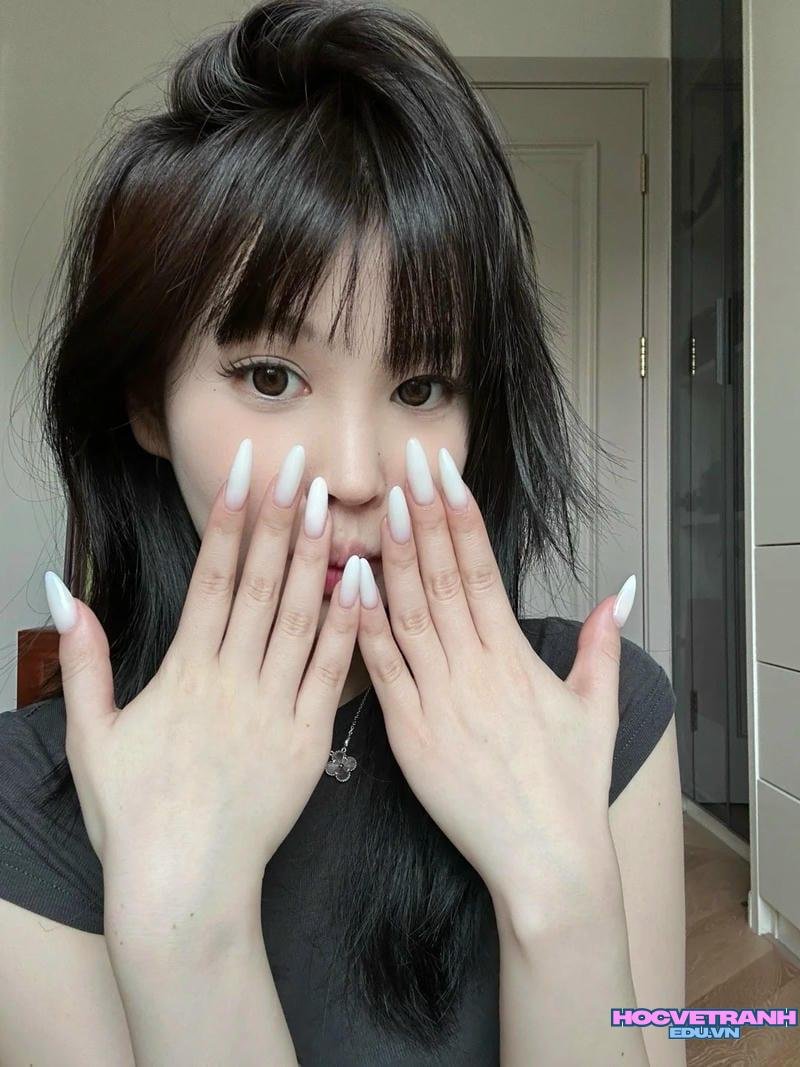Khám phá ảnh nail sơn trơn thu hút