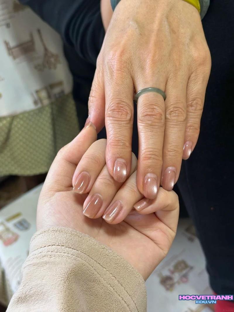 Khám phá ảnh nail trung niên cuốn hút