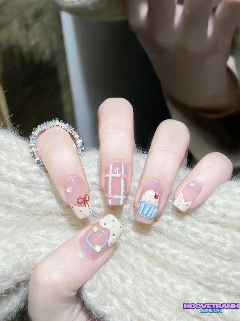 Khám phá ảnh nail vẽ cuốn hút