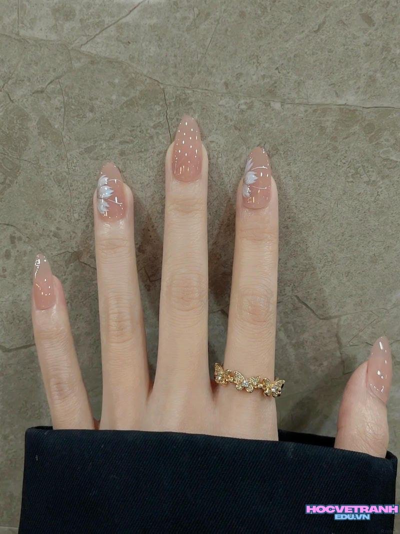 Khám phá ảnh nail vẽ thu hút
