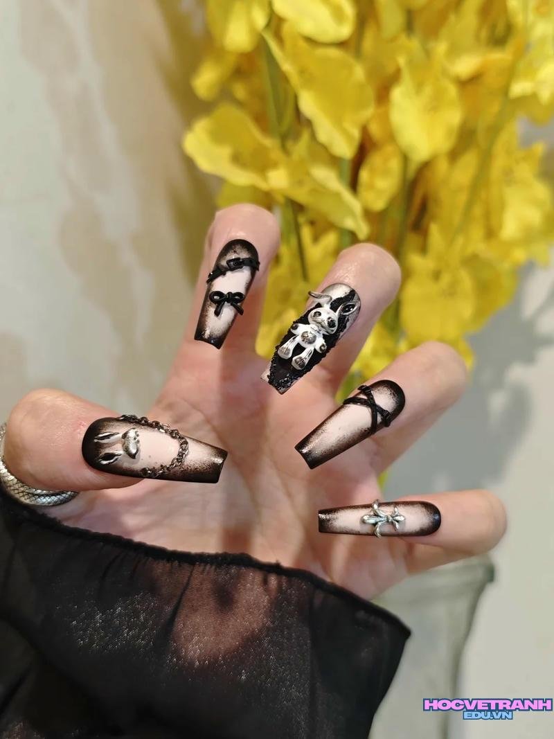 Khám phá kho ảnh nail halloween cuốn hút