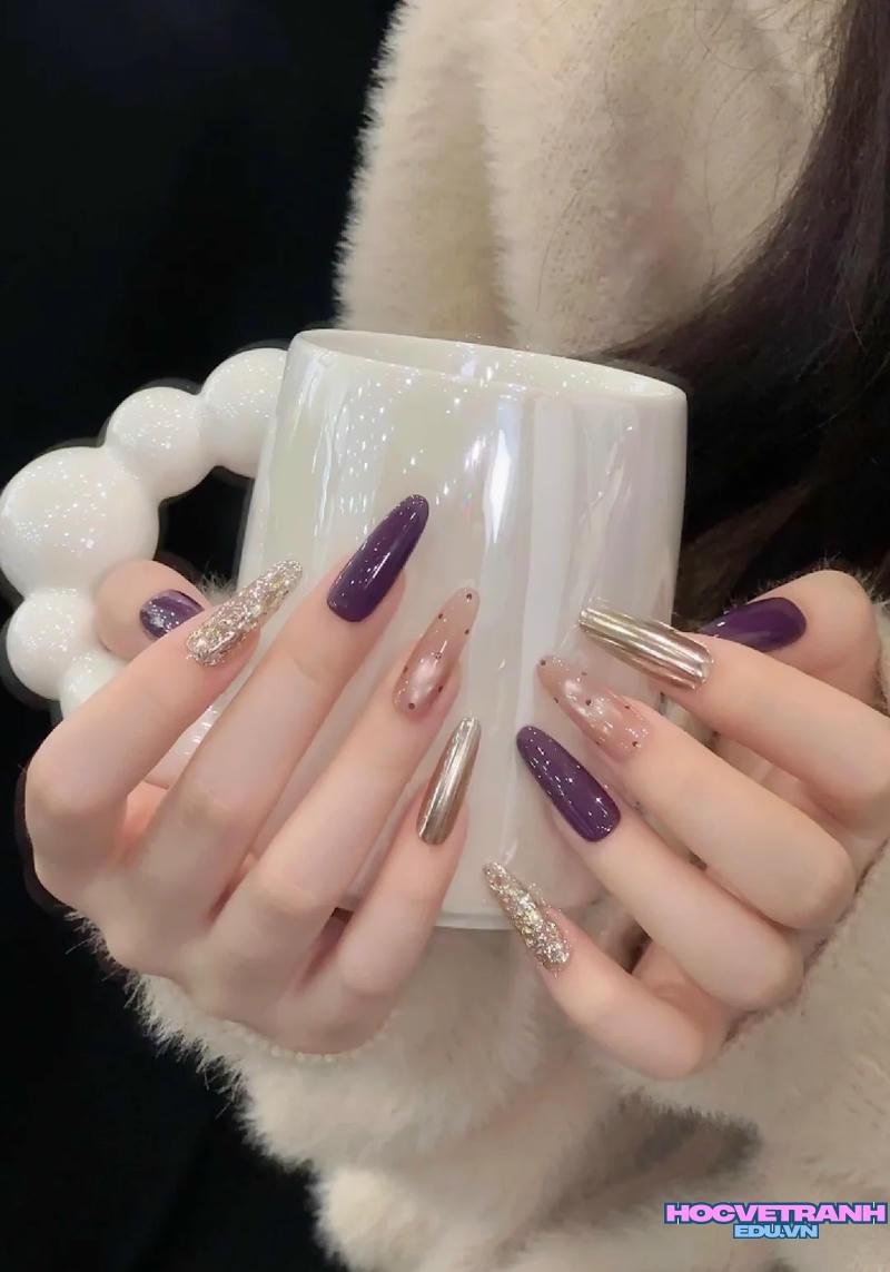 Loạt ảnh nail màu tím đẹp