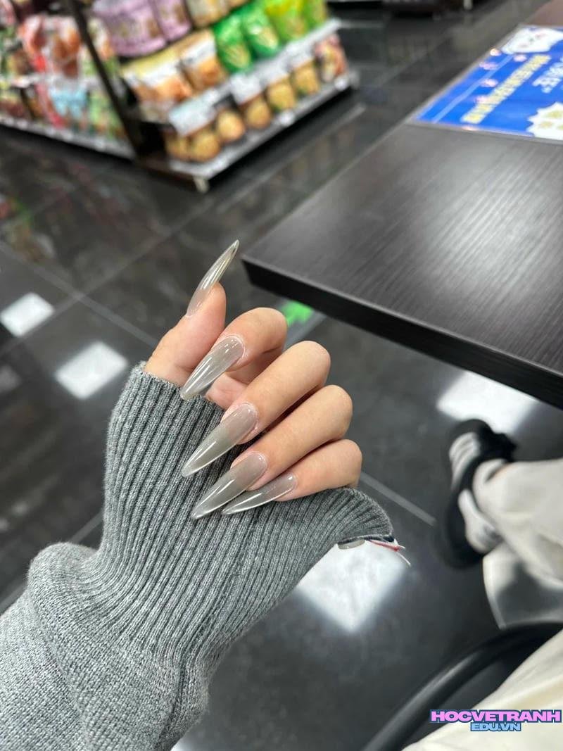 Loạt ảnh nail màu xám đẹp