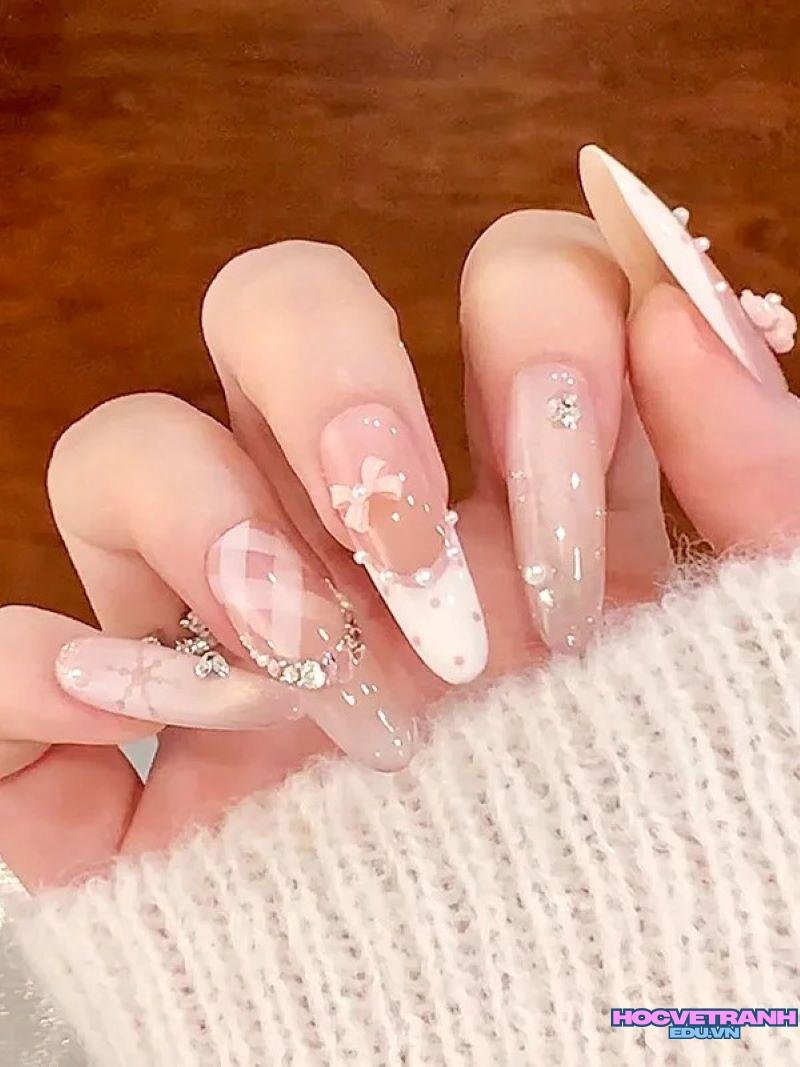 Ngắm ảnh mẫu móng tay đẹp nhẹ nhàng hot