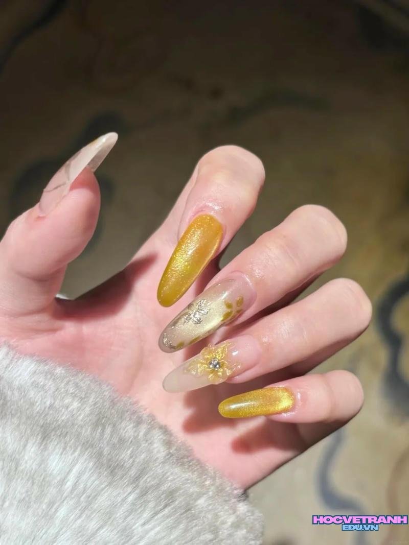 Ngắm ảnh nail màu vàng mới