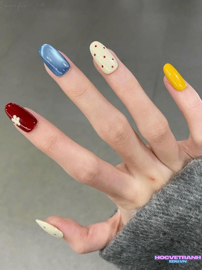 Ngắm ảnh nail nhiều màu mới