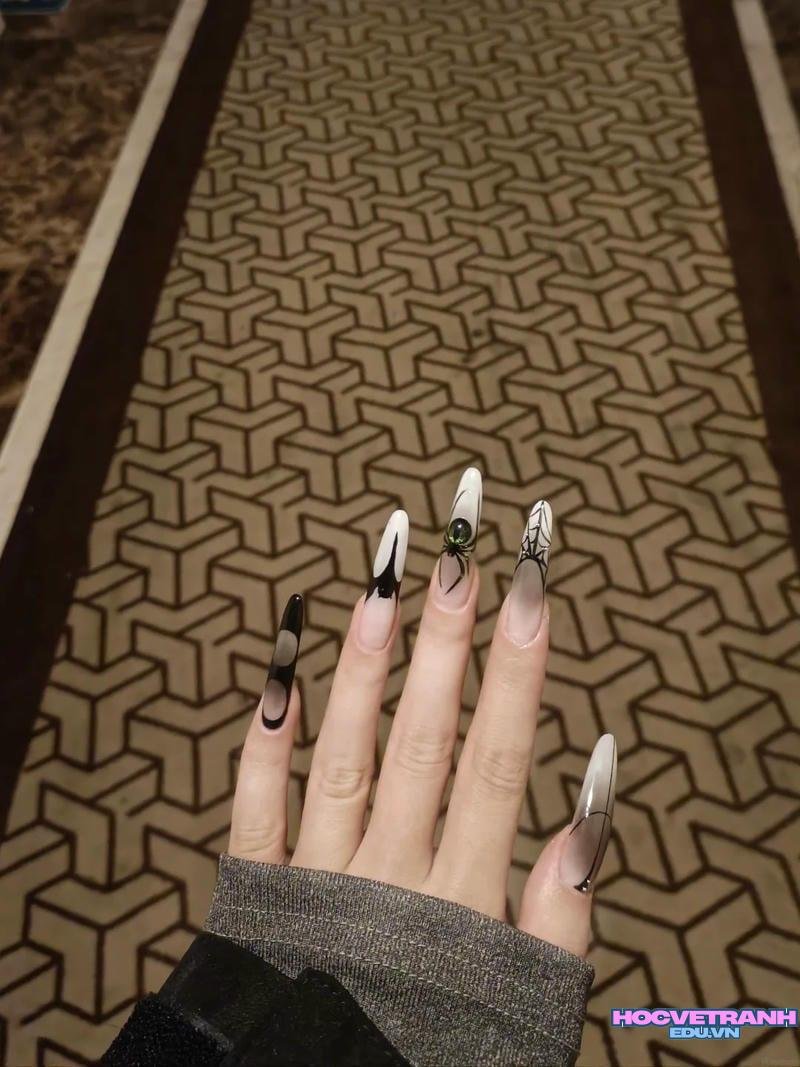 Ngắm bộ ảnh nail halloween cực hot