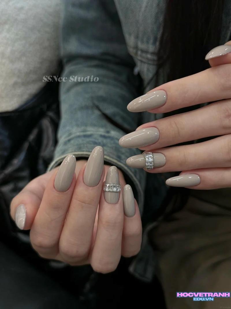 Ngắm bộ ảnh nail màu xám mới chất lượng cao