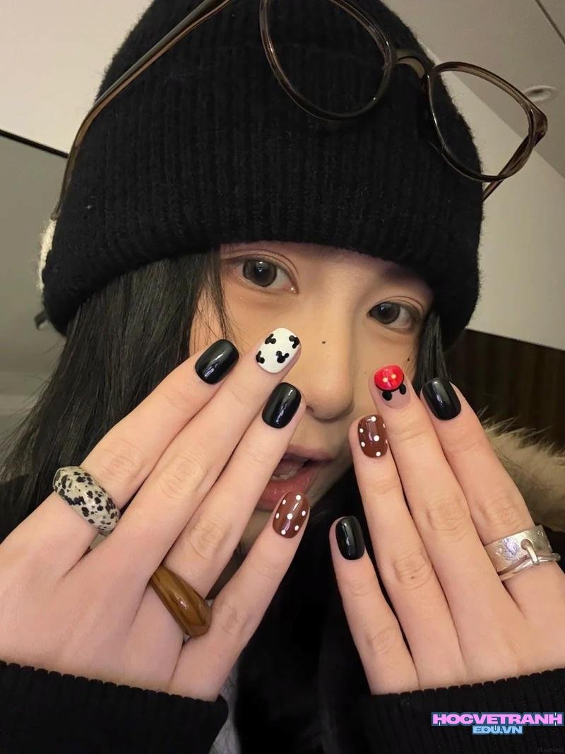 Tổng hợp ảnh nail chuột mickey hot