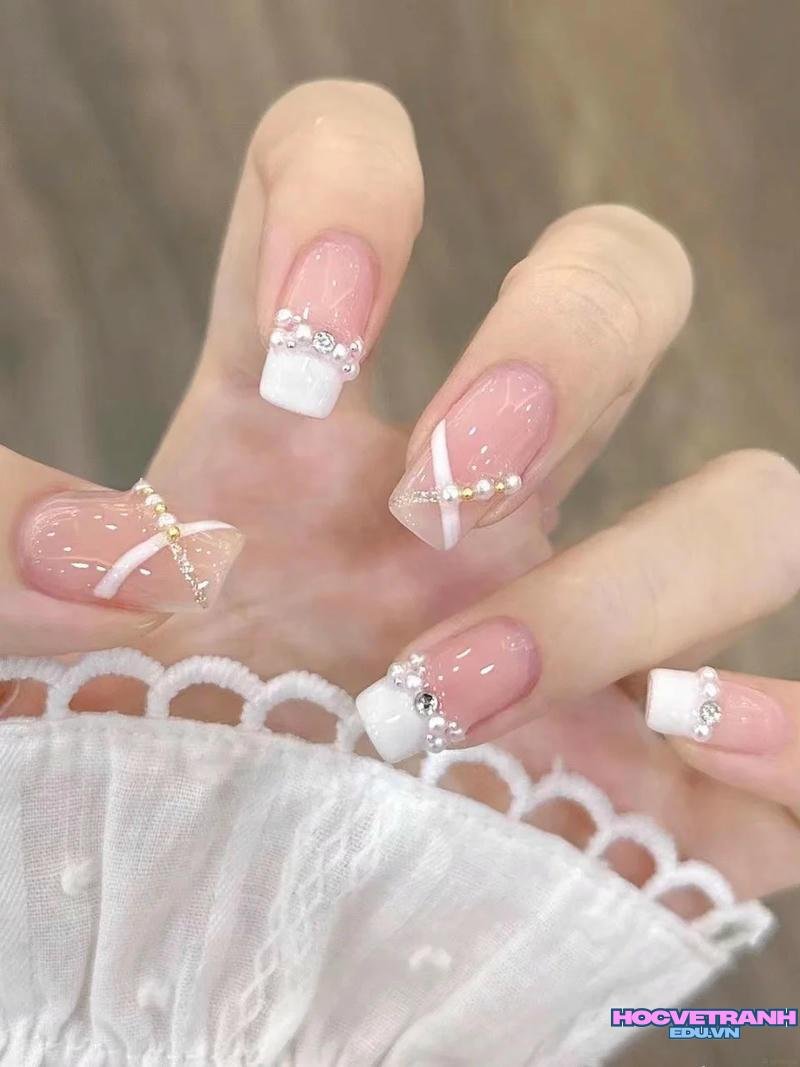 Tổng hợp ảnh nail tiểu thư hot