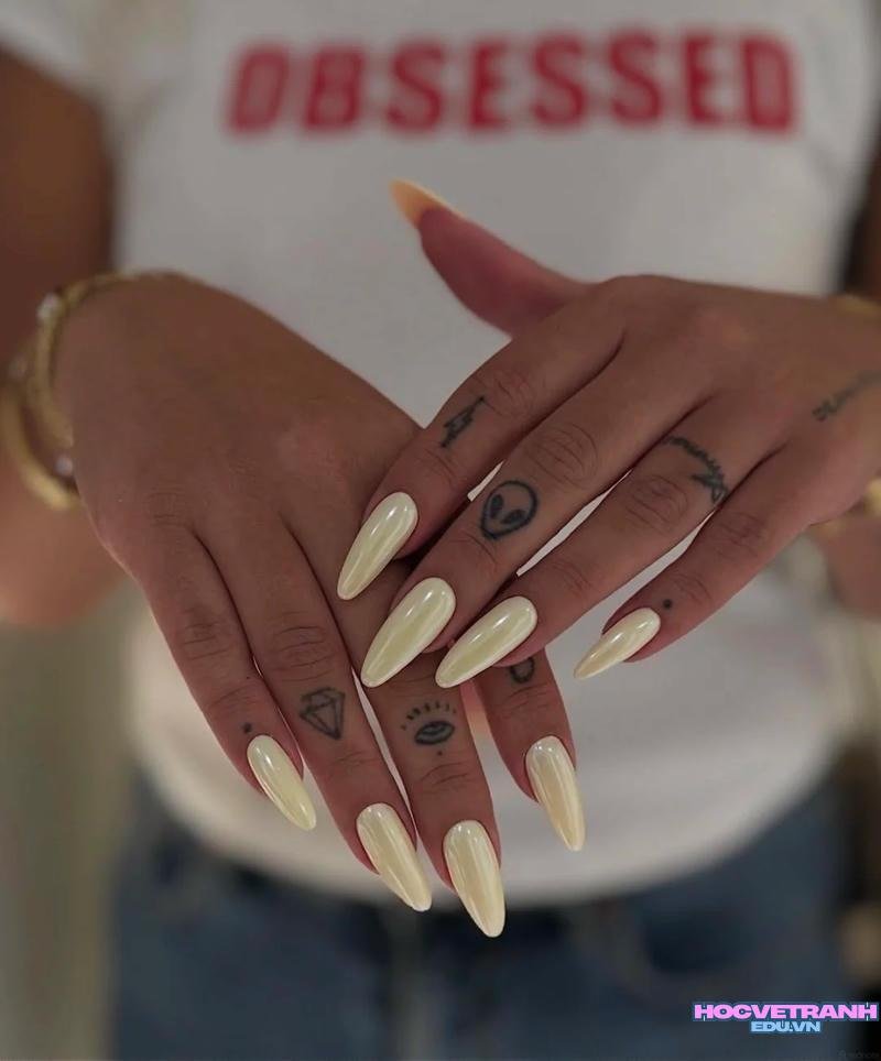 Tuyển tập bộ ảnh nail sơn trơn trend nhất