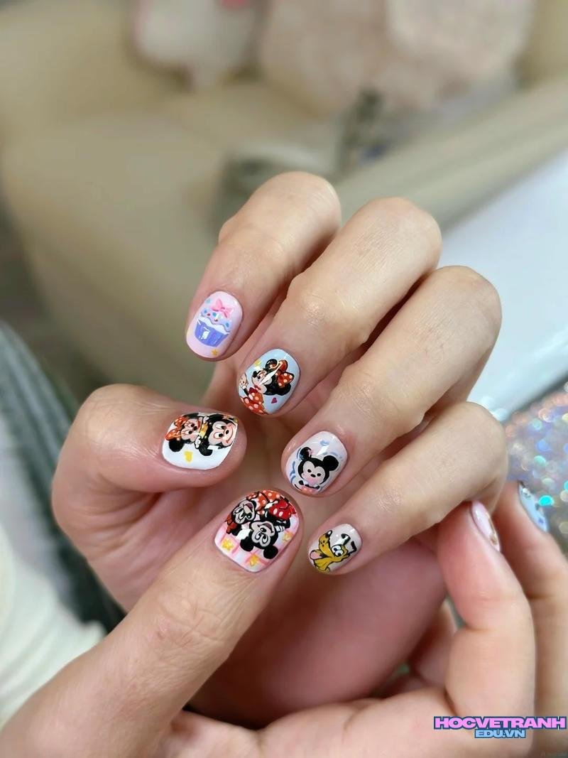 Xem ảnh nail chuột mickey mới nhất