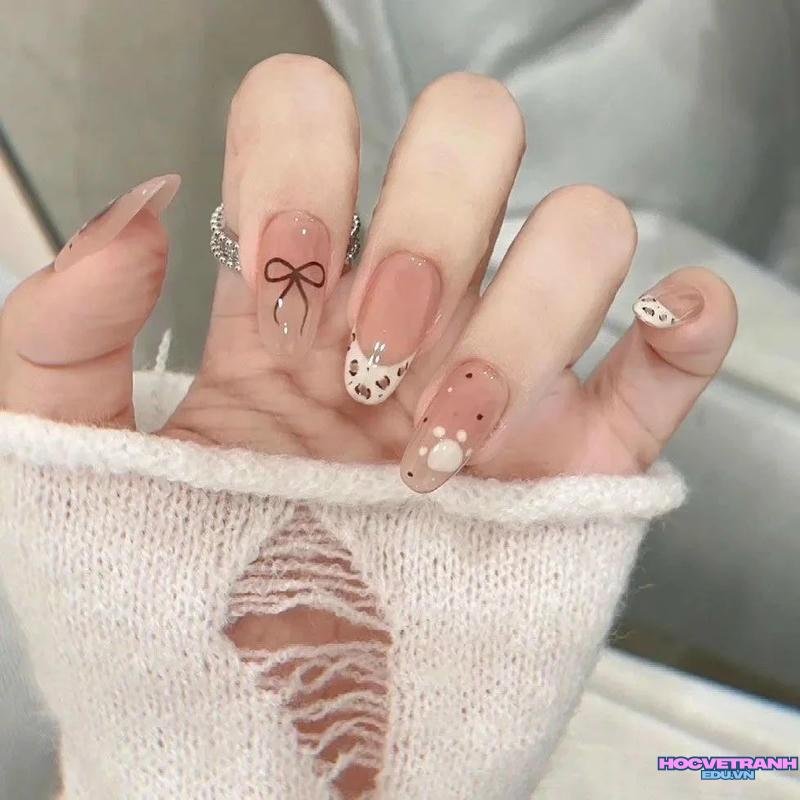 Xem ảnh nail móng nhọn tròn đẹp