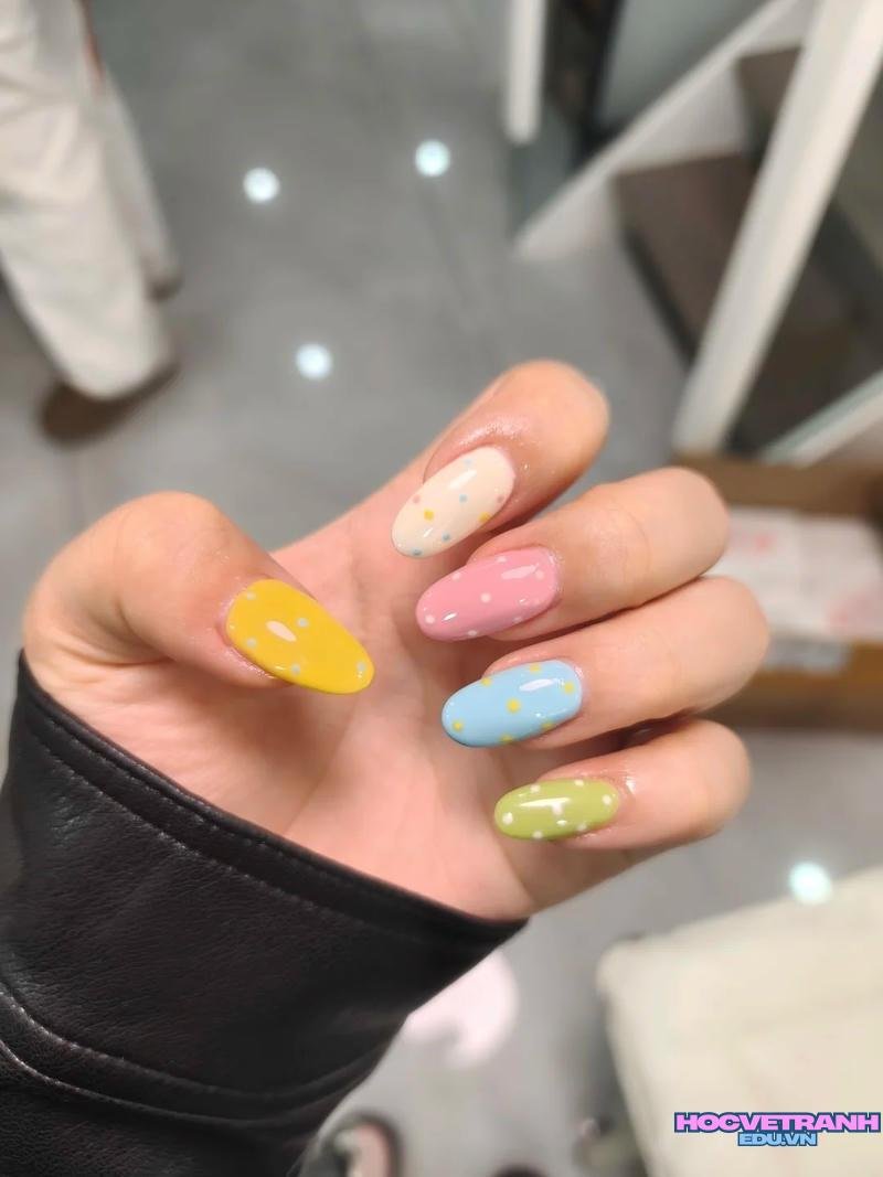 Xem ảnh nail nhiều màu mới nhất