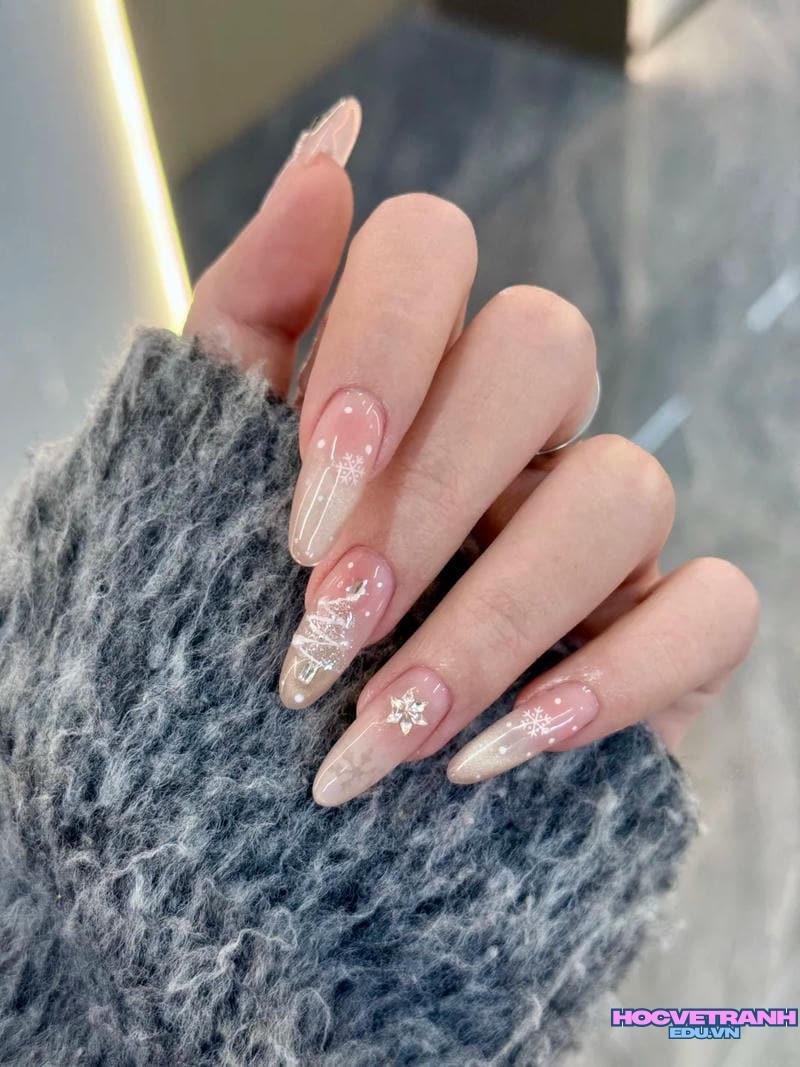 Xem ảnh nail noel đẹp