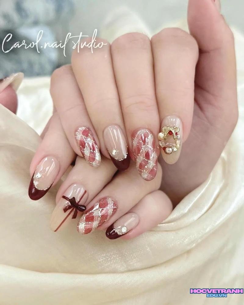 Xem bộ ảnh nail noel miễn phí