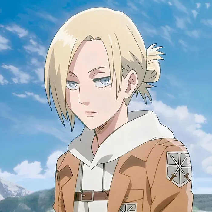ảnh Annie Leonhart đẹp ánh mắt xa cách